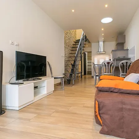 Ogliastra Appartement Dijon Buitenkant foto